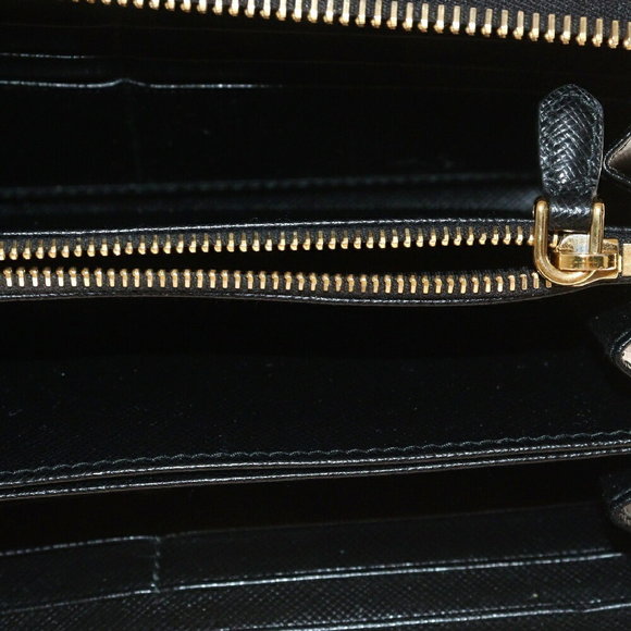 Prada Zip Leather Black Saffiano Long Wallet - Picture 5 of 5